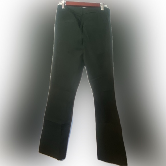 2 new pairs of old navy size 10 - Picture 2 of 6